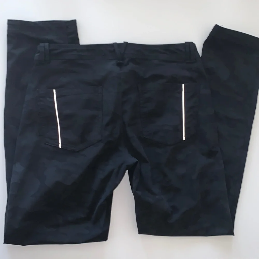 Lululemon Camo Daytrip Pants 6 - Picture 3 of 7